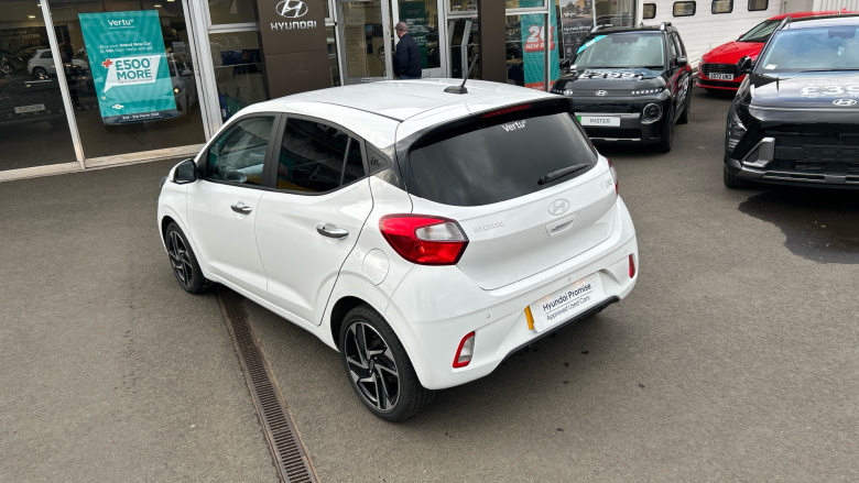 Hyundai i10 1.2 [79] Premium 5dr Auto [Nav] Petrol Hatchback